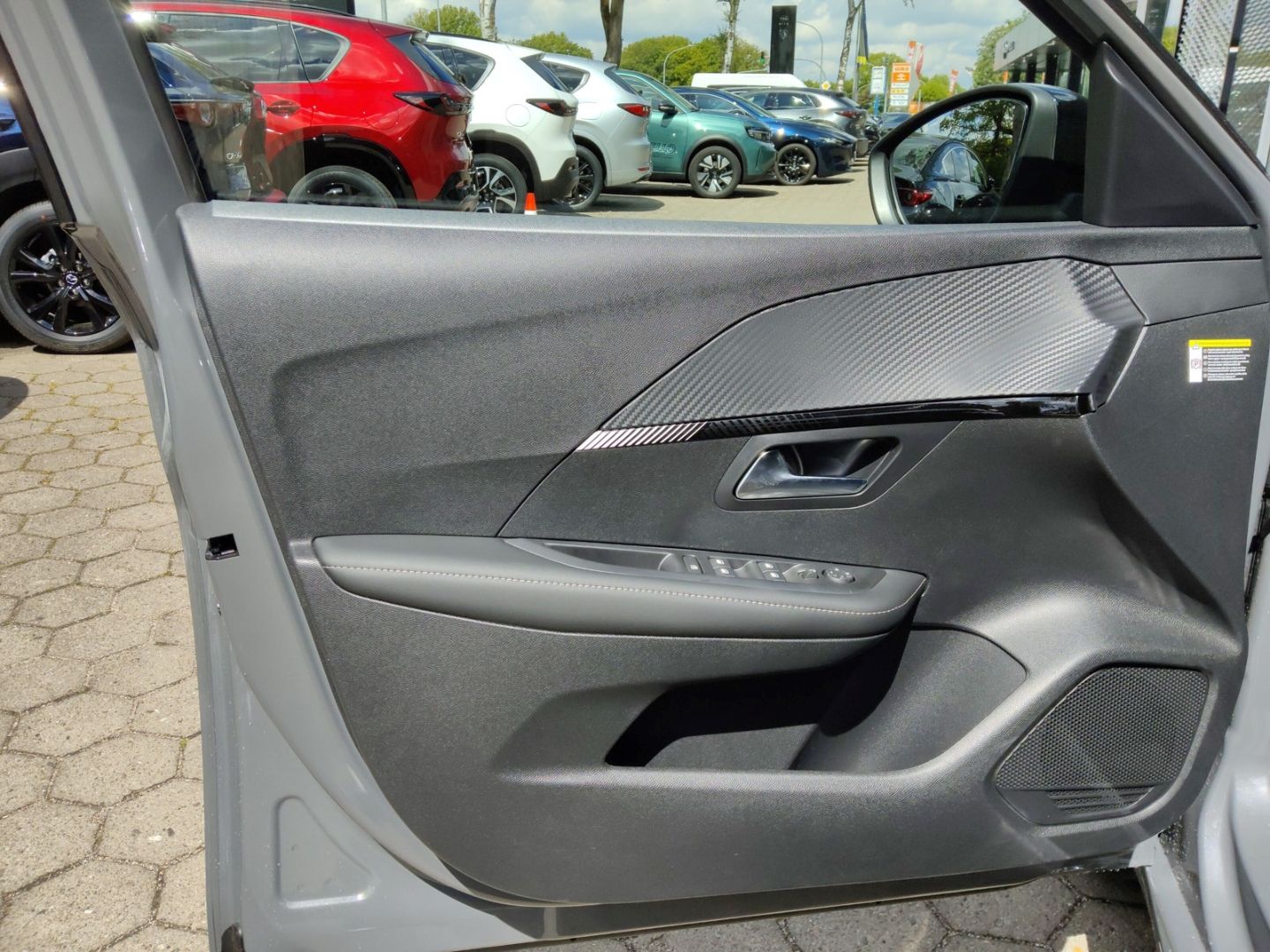 Peugeot 208 - Bild 13