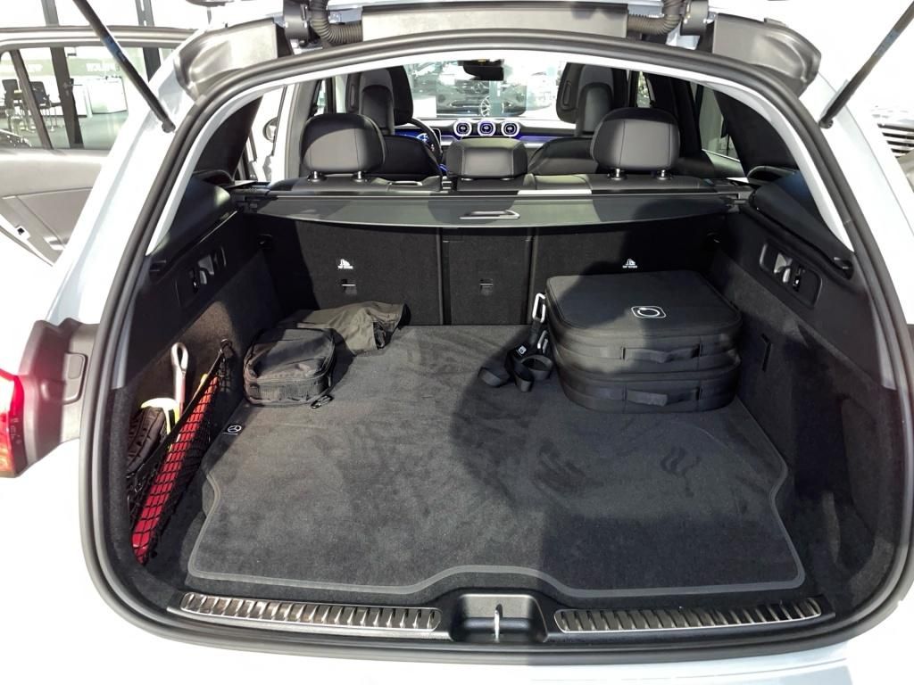 Fahrzeugabbildung Mercedes-Benz GLC 300 e 4M AHK ACC Pano Sitzklima 360° Massage