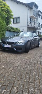 BMW Z4 sDrive35is -Voll plus Schmickler-Performance - graue BMW Z-Reihe
