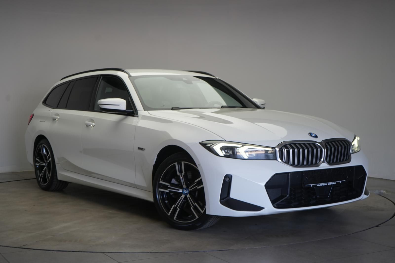 BMW 320 e Touring M Sport ACC/Kamera/H&K/Wide/Lane/S