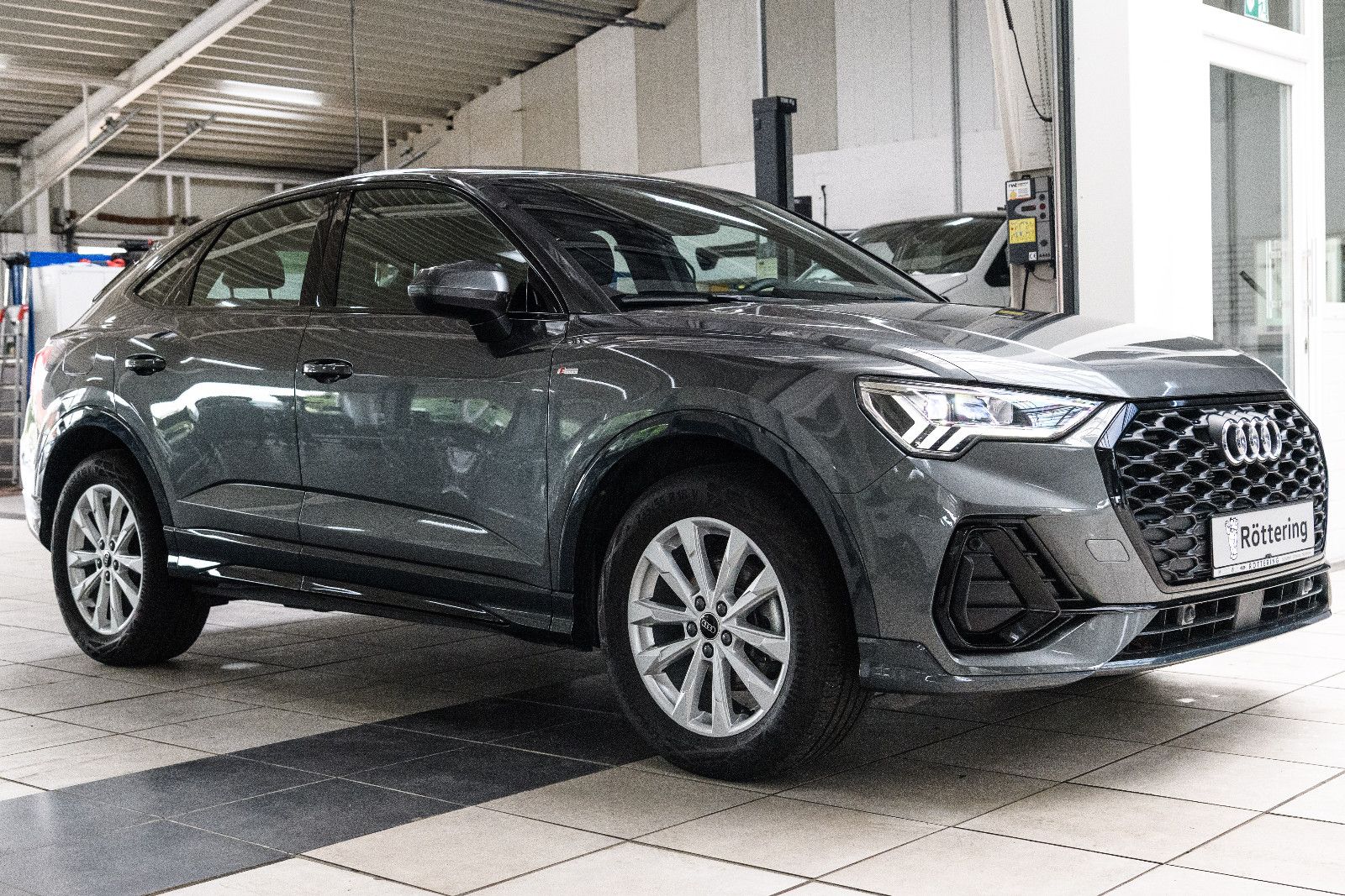 Fahrzeugabbildung Audi Q3 Sportback 35 TFSI S line *LED *Daytona