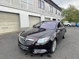 Opel Insignia A Sports Tourer Sport 4x4 - Opel Insignia aus 2011: Sports Tourer