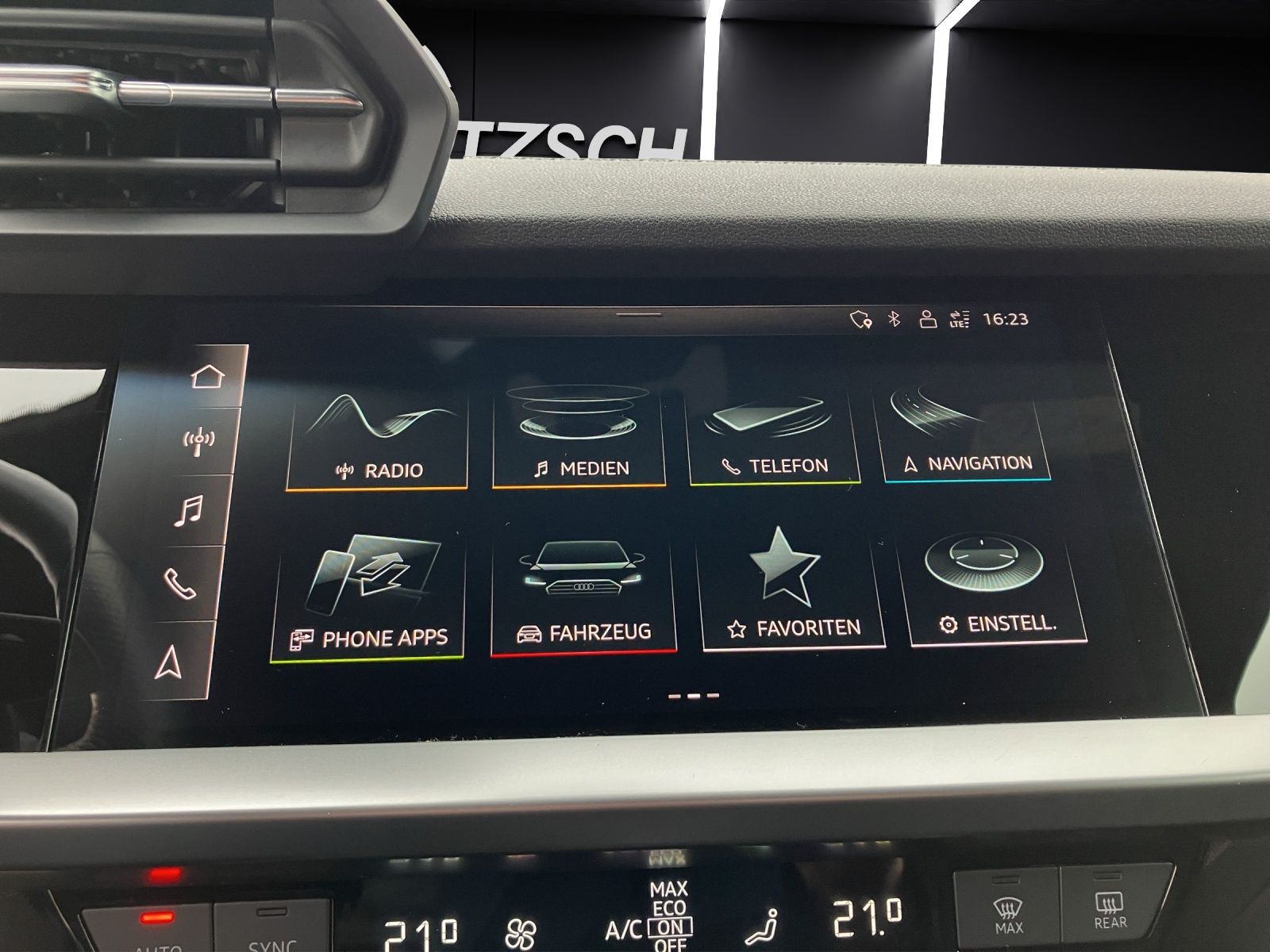 Fahrzeugabbildung Audi A3 Limousine 40 TDI quattro MATRIX NAVI STANDH K