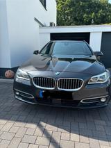 BMW 530d xDrive Touring A Luxury Line Luxury Line - BMW 530 in Köln