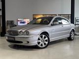 Jaguar X-Type 3.0 V6 Executive *AWD,Leder,1.Hand,PDC* - Jaguar X-Type: Allradantrieb