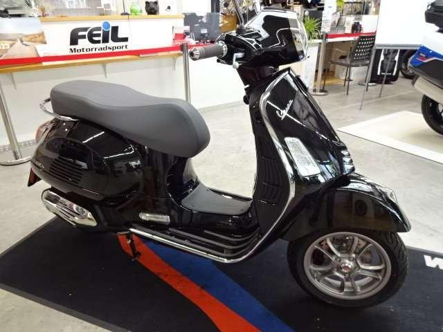 Vespa GTS 300 E5 schwarz - Neufahrzeug