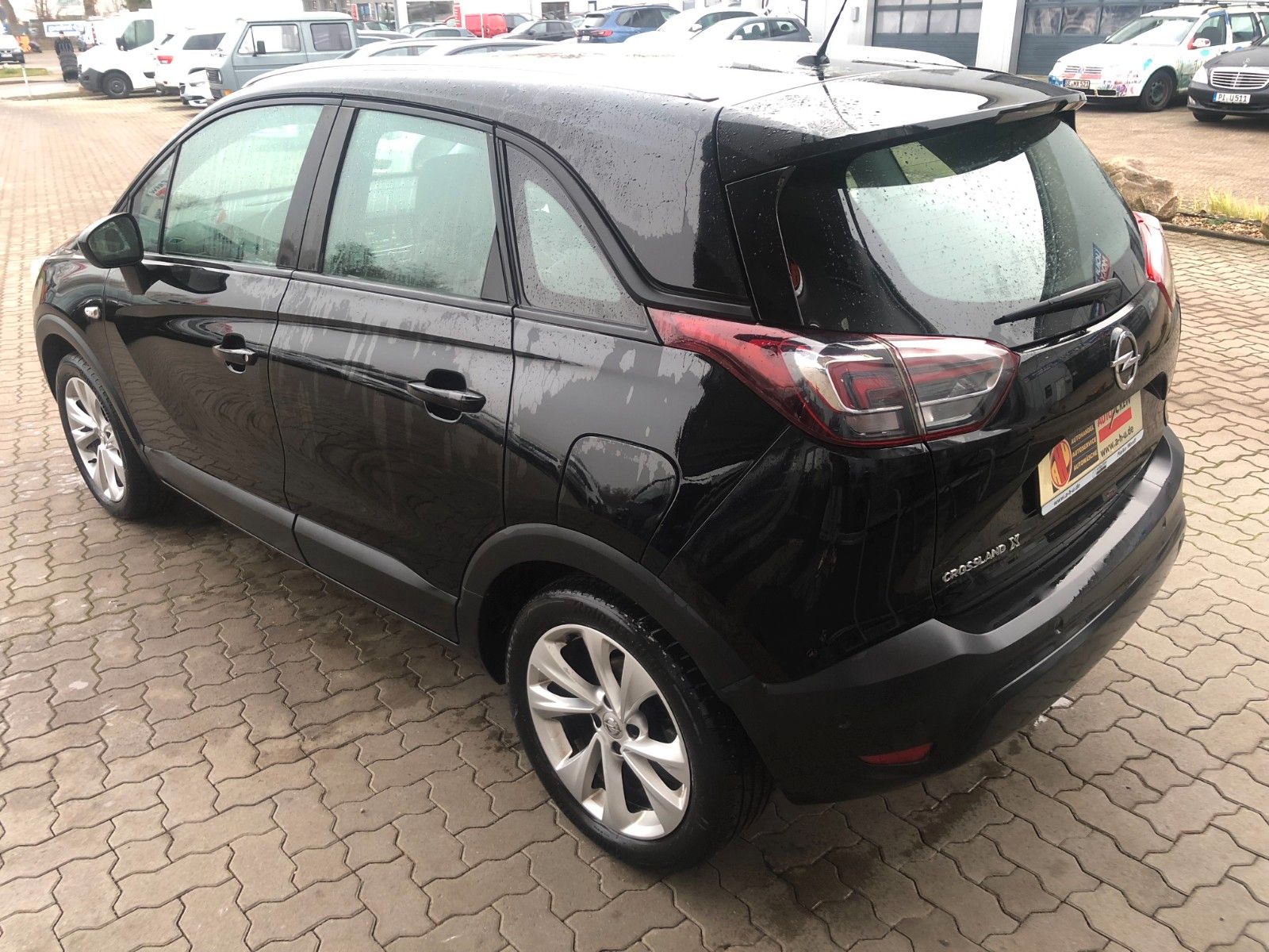 Fahrzeugabbildung Opel Crossland (X) Edition