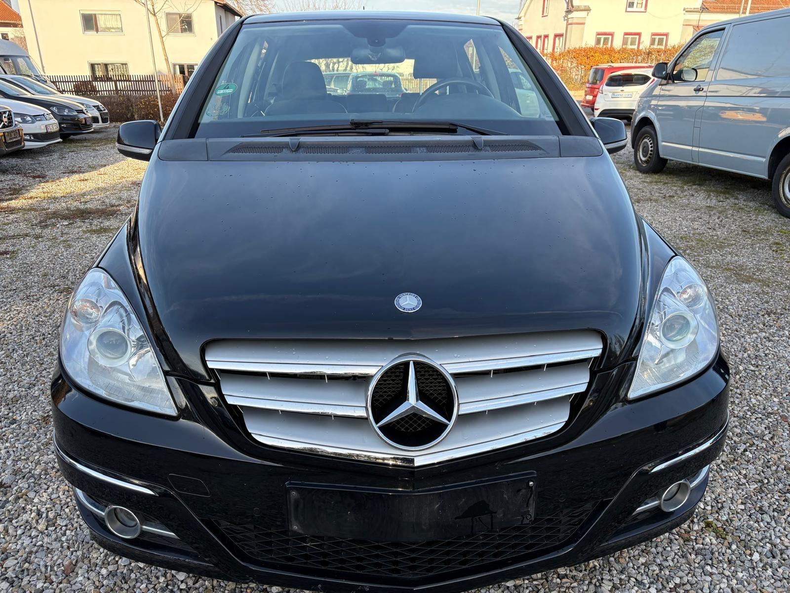 Mercedes-Benz B 200-AVANGART-KLIMA-AUTOMATIGETRIBE-PDC-