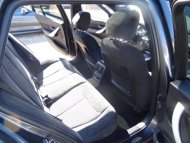 Fahrzeugabbildung BMW 320d/M-Paket/Pano/AHK/Navi/Leder/SitzH/PDC/