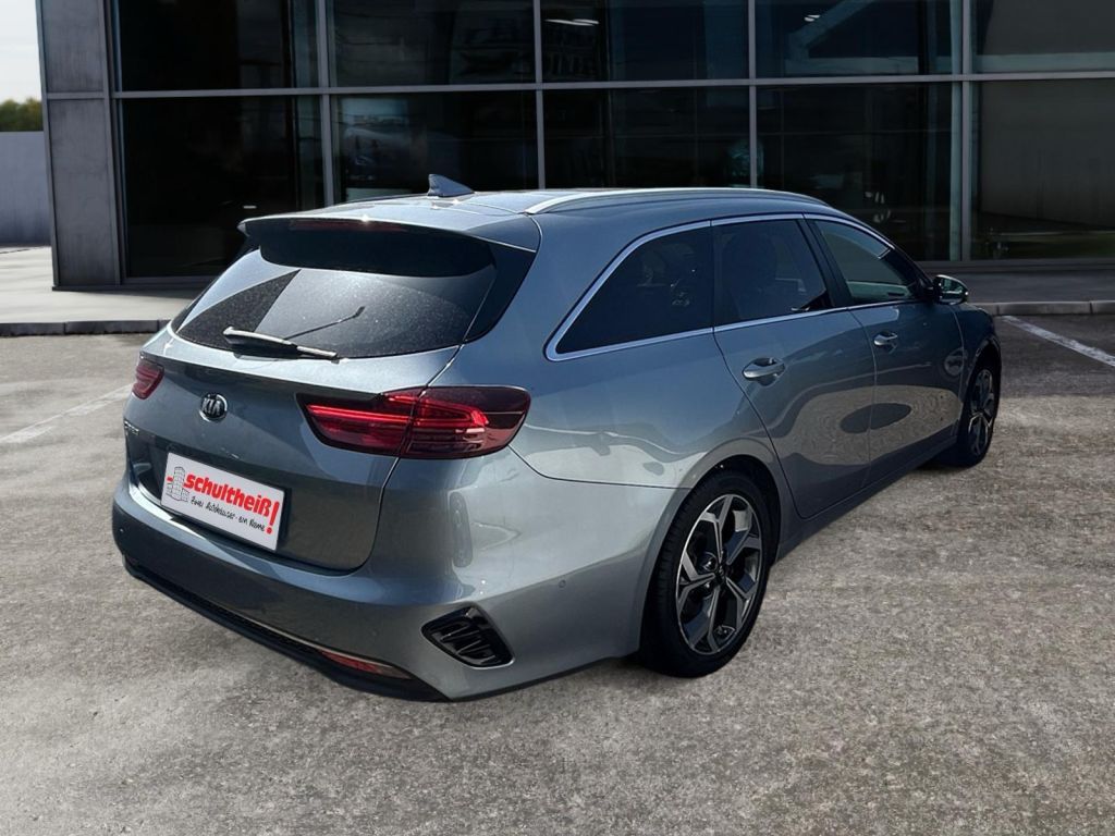 Fahrzeugabbildung Kia Ceed SW 1.6 CRDi DCT Platinum Edition