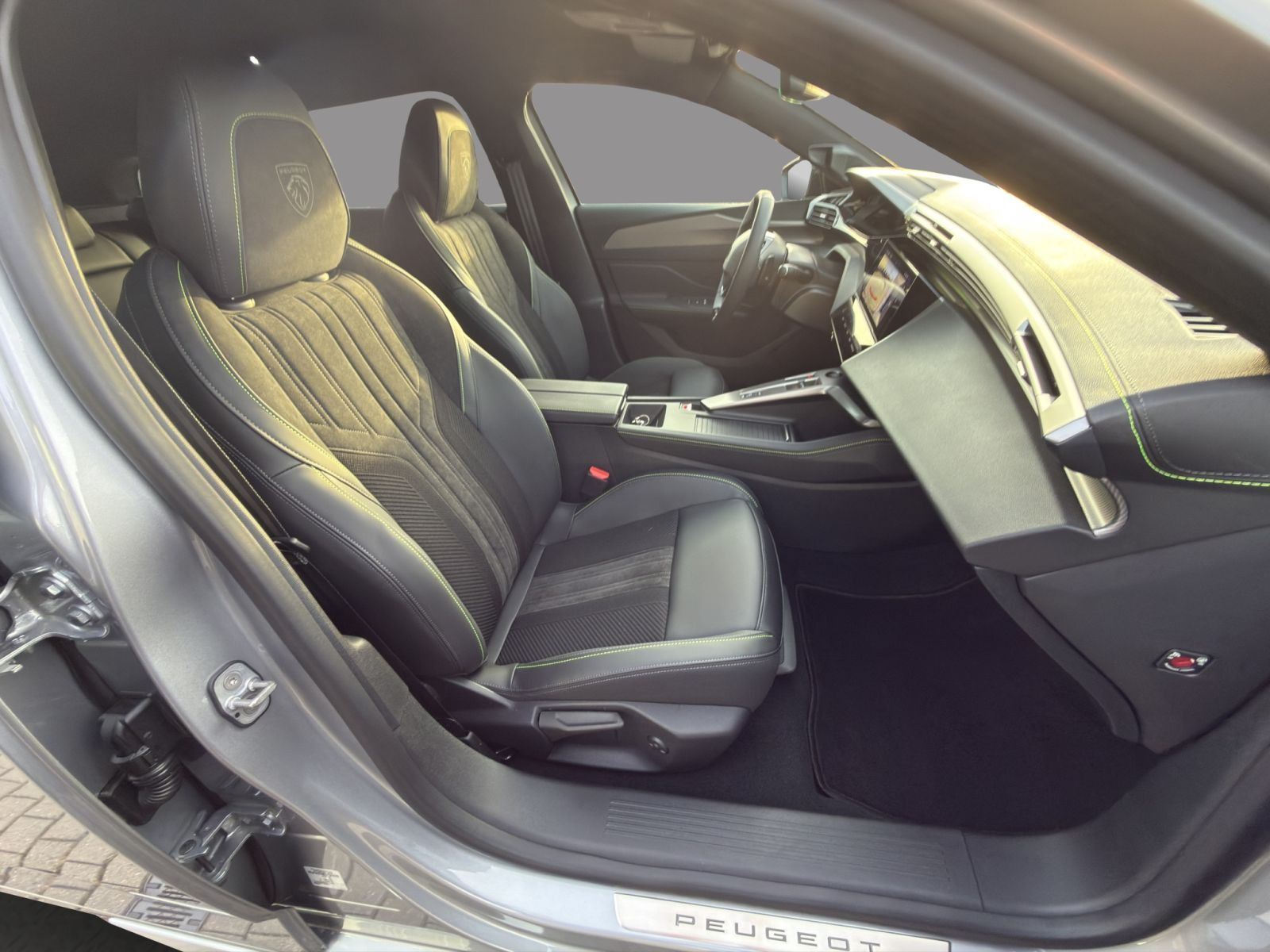 Peugeot 308 - Bild 16