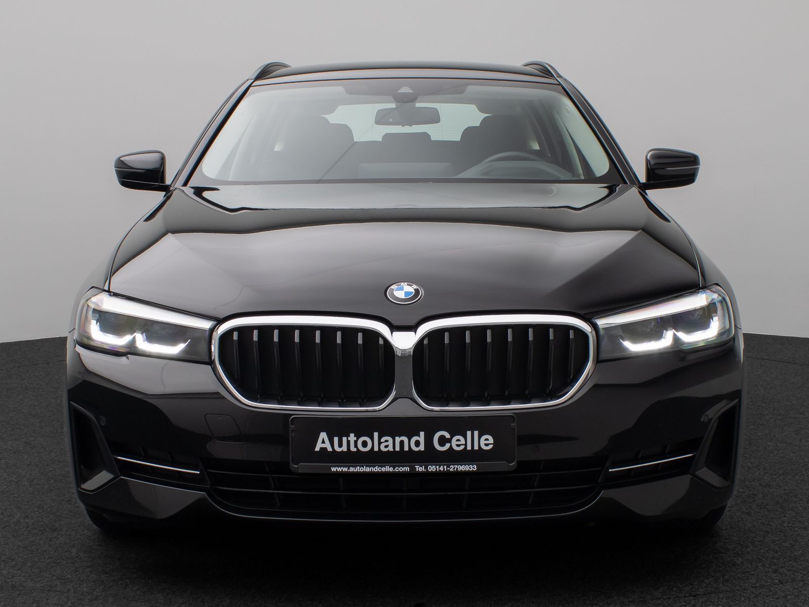 Fahrzeugabbildung BMW 530d xD Kamera HUD 4xKlima Komfort Alarm Sport