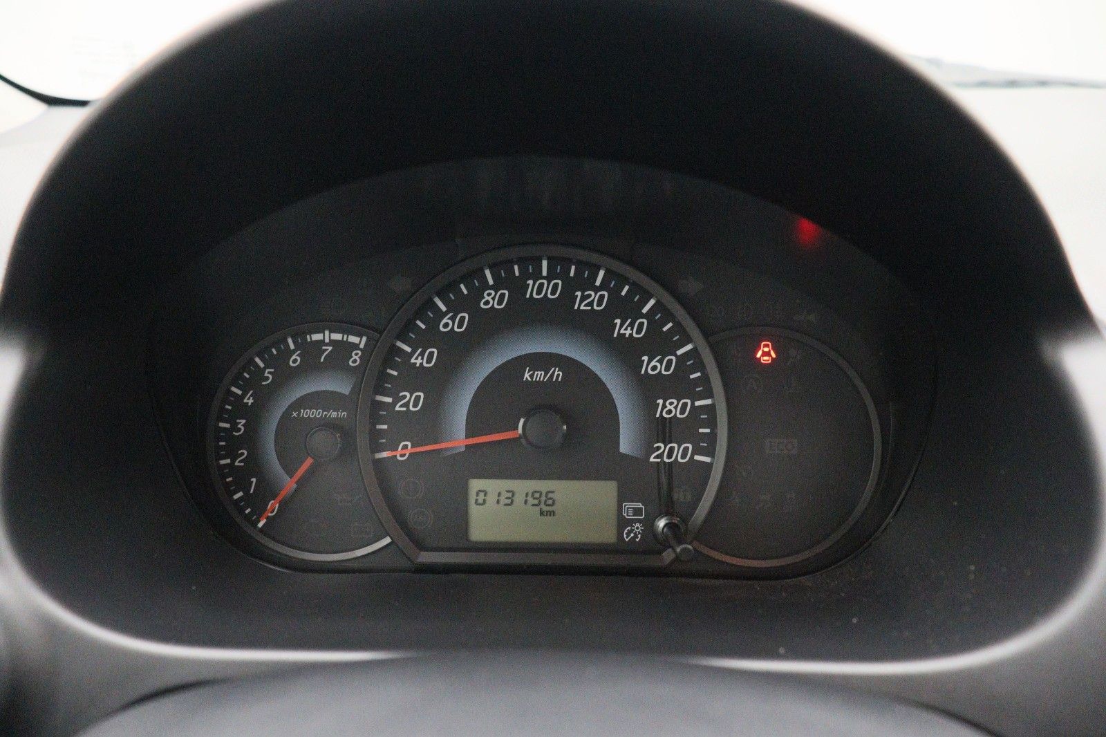 Fahrzeugabbildung Mitsubishi Space Star Edition 100