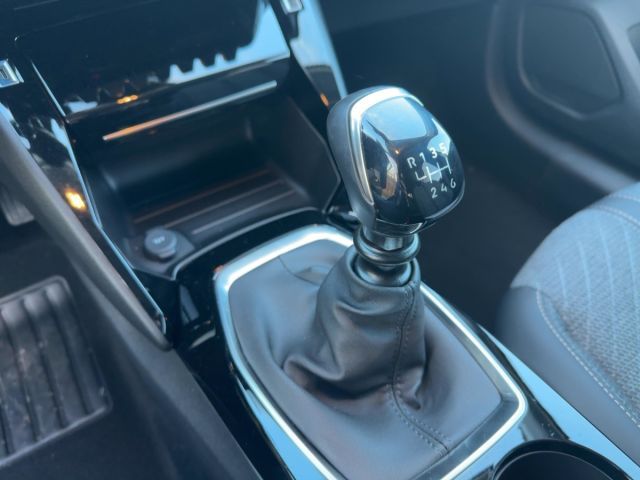 Foto Nummer 17: PEUGEOT 208