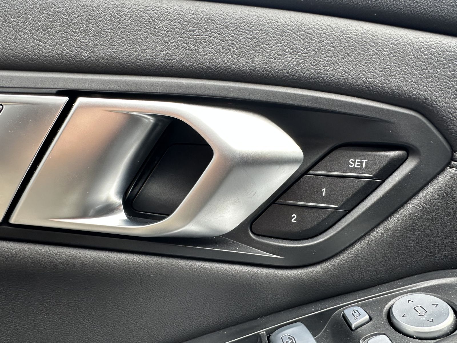 Fahrzeugabbildung BMW M3 xDrive Competition NAV+LED+H&K+KAM+HUD+VC+19/