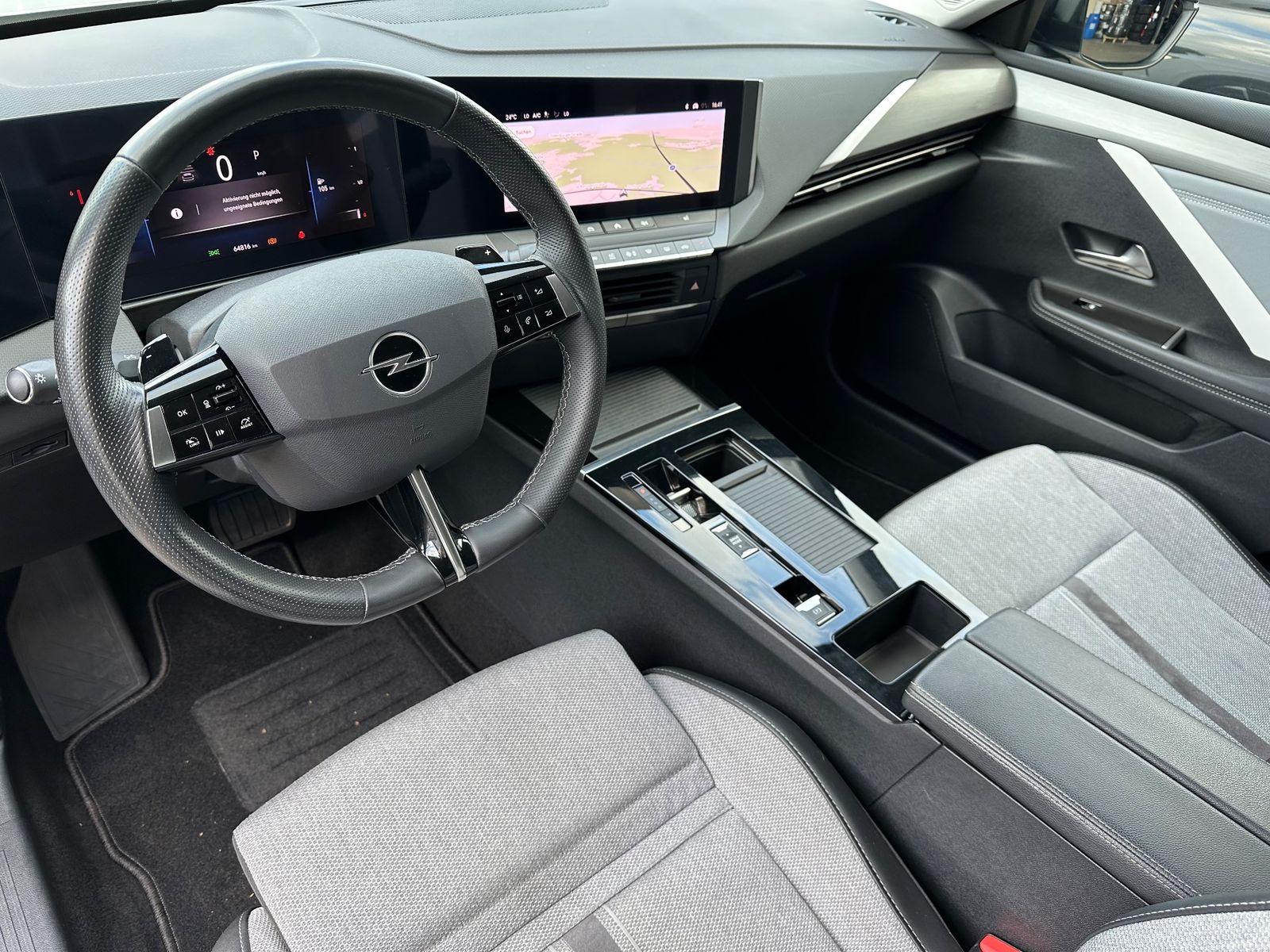 Fahrzeugabbildung Opel Astra SpT 1.5 D Aut. Business Elegance NAV+LED