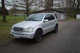 Mercedes-Benz ML 400 CDI - - Mercedes ML 400 mit Schiebedach