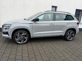 Skoda Karoq 1.5l TSI DSG Sportline  AHK,19",Pano,5/100