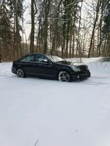 Mercedes-Benz Mercedes C230 AMG v6 2,5 liter 4-Matic - gebrauchte Mercedes-Benz C 230 aus dem Jahr 2009