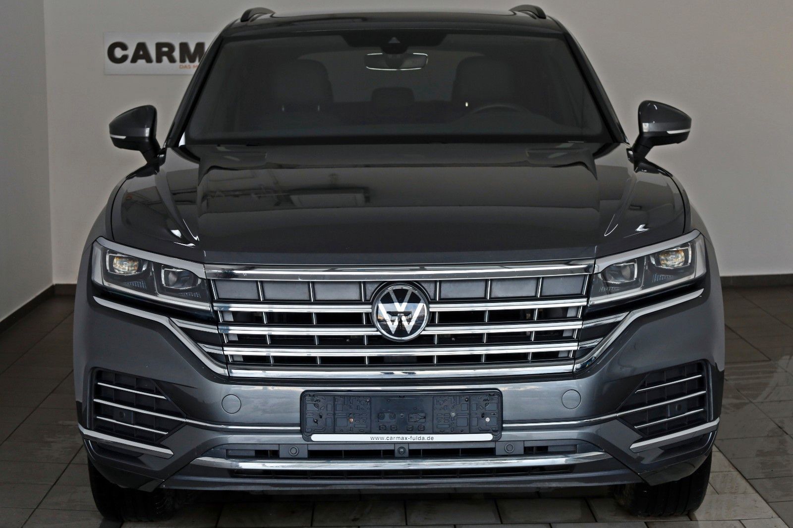 Fahrzeugabbildung Volkswagen Touareg Elegance 4M Leder,Navi,Panorama,Luftfed.