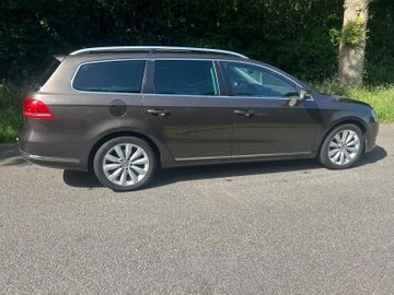 Volkswagen Passat Variant - 4