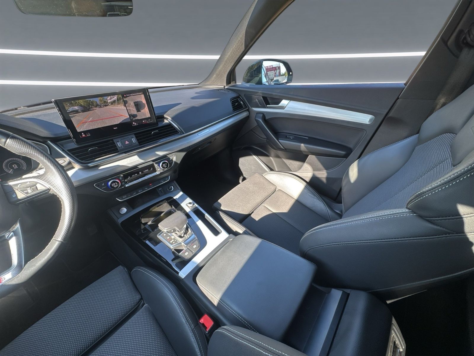 Audi Q5 50 TFSI e qu S line MATRIX AHK 360° HuD LUFT foto 14