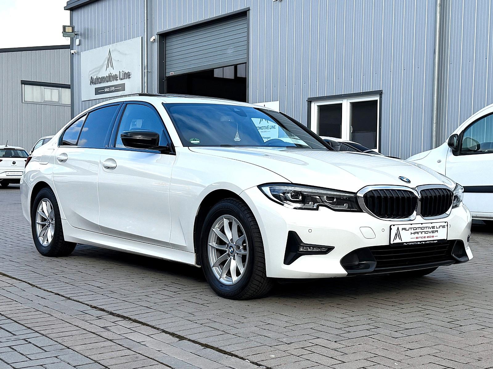BMW 320 i SPORT LINE/PANO/SHZ/LEDER/LED SCHEIN.PDC/