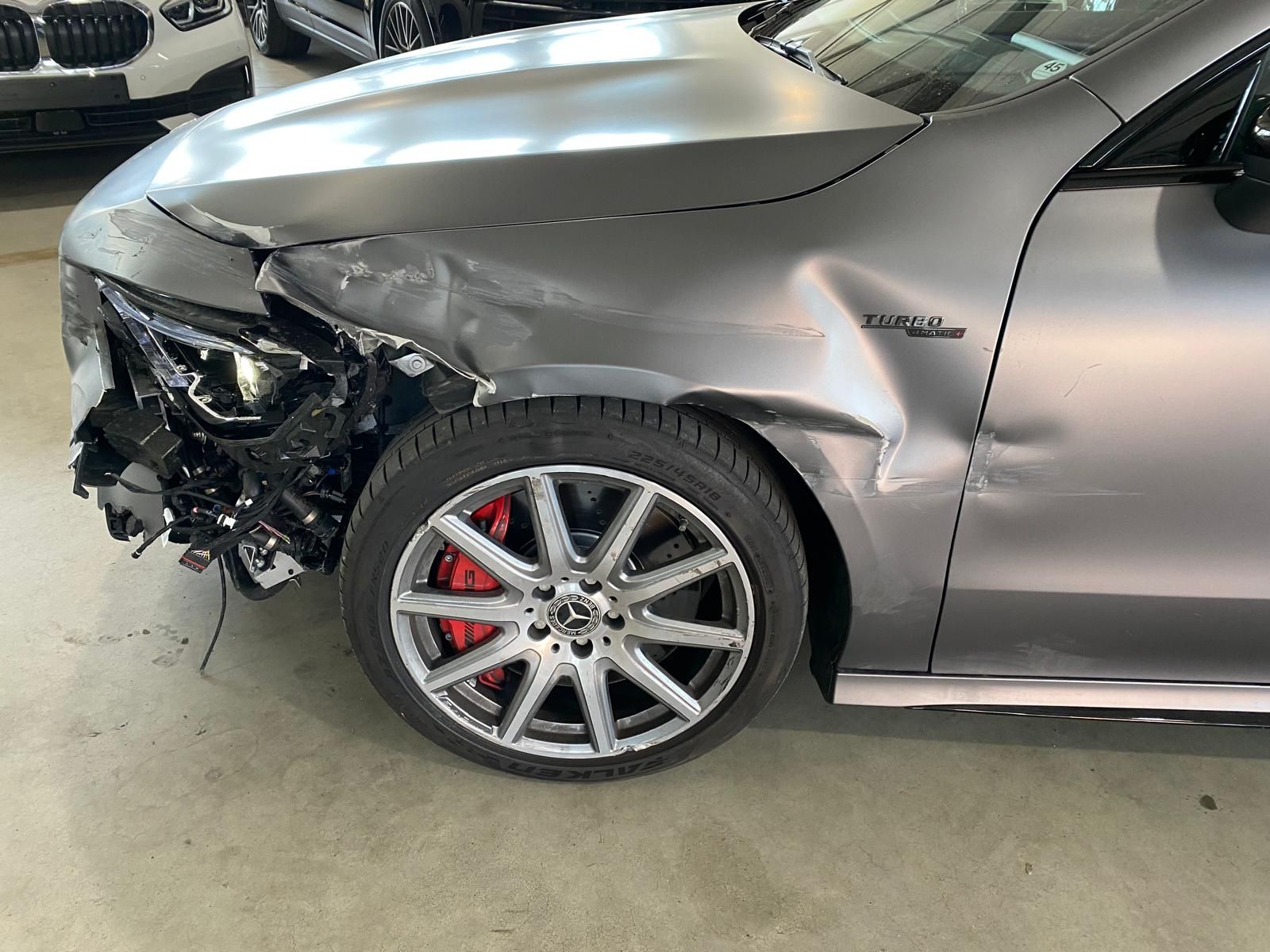 Fahrzeugabbildung Mercedes-Benz CLA 45 AMG Shooting Brake S 4Matic/Pano/HUD/BUR/