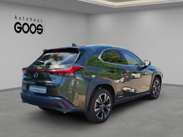 Lexus UX - 5