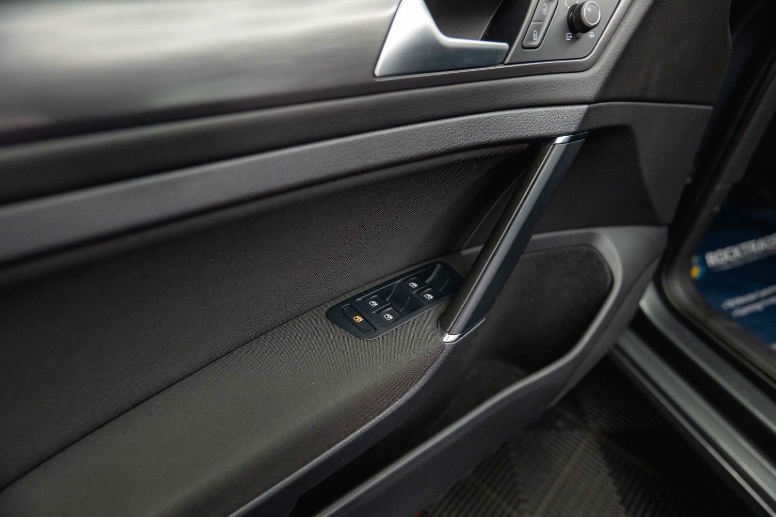Fahrzeugabbildung Volkswagen Golf VII Variant Comfortline Autom. *ACC*LED*19%