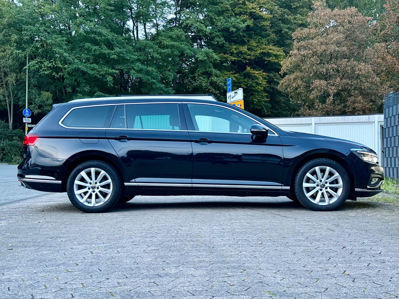 VW Passat Variant Elegance Automatik – Vorschaubild 10