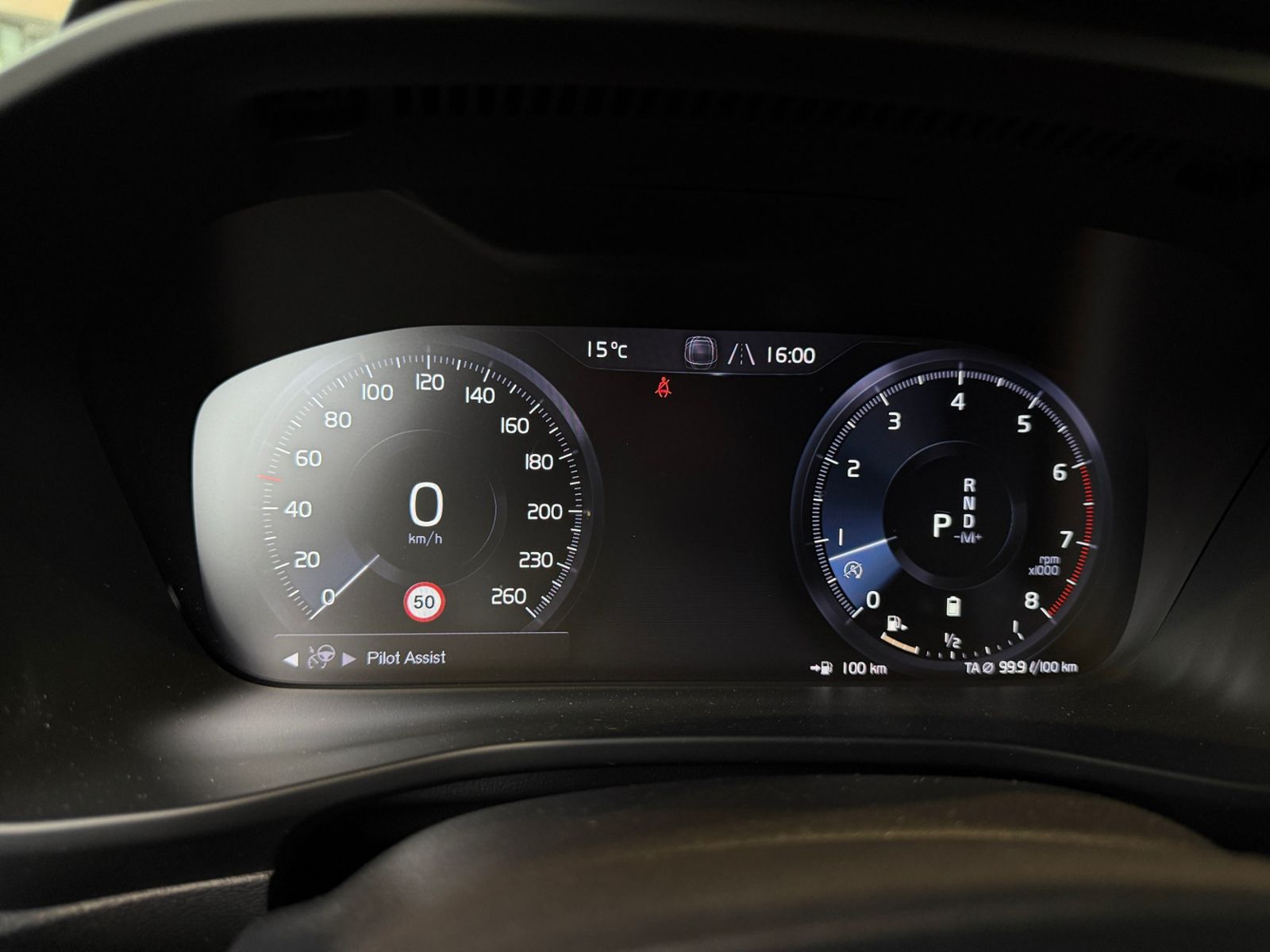 Fahrzeugabbildung Volvo XC40 R Design H/K ACC AHK KAM