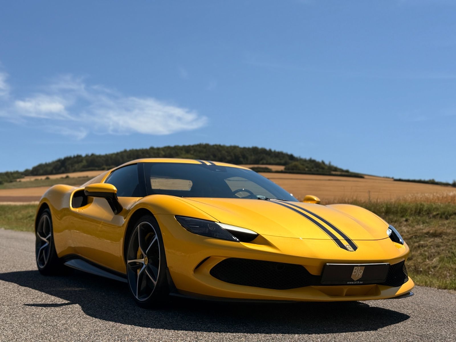 Ferrari 296 GTB/LIFT/Carbon/Racingseat/Deutsch/JBL/Cam foto 9