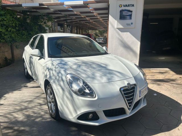 Alfa Romeo Giulietta 2.0 JTDm-2 140 CV Distincti