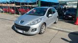 Peugeot 207 Plus 1.4 HDi 70CV 5 porte - Peugeot 207 mit Diesel-Antrieb: 1.4