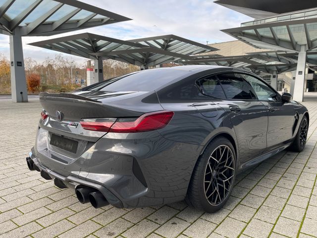 BMW M8 Competition xDrive GC/Carbon/B&W/Laser/voll