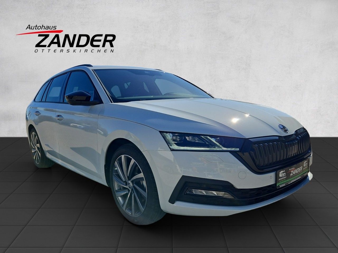 Fahrzeugabbildung SKODA Octavia Combi Style 4x4 TDI DSG,Navi,AHK,Matrix
