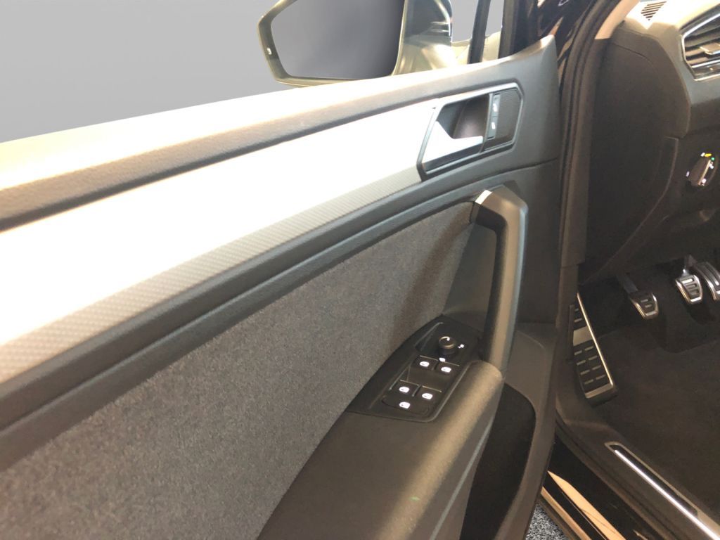 Fahrzeugabbildung Volkswagen Tiguan 1.5 TSI Life beheizbares Lenkrad Navi