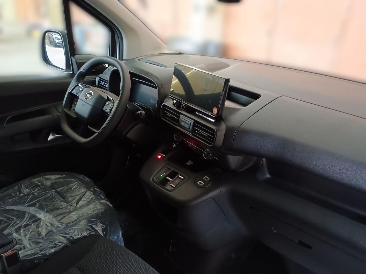 Fahrzeugabbildung Opel Combo E Cargo Electric