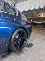 BMW 328i  automatic - BMW 328 aus 2011: 328i
