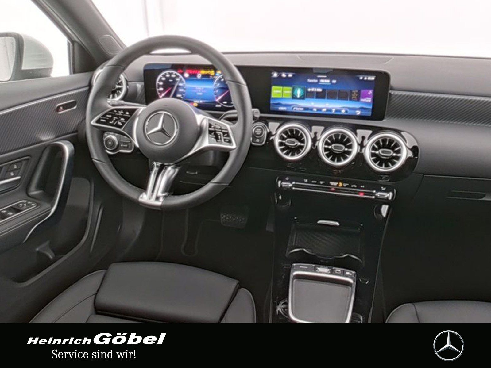 Fahrzeugabbildung Mercedes-Benz A 200 PROGRESSIVE+KAMERA+LED+AMBIENTE+CARPLAY