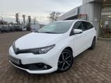 Toyota Auris Touring Sports Team D - Toyota Auris: Weiß