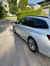 BMW 318i Touring Auto - LiveCockpit Professional - BMW 318 Gebrauchtwagen in München