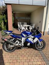 Yamaha YZF-R6 RJ03 - YAMAHA 2001 R6