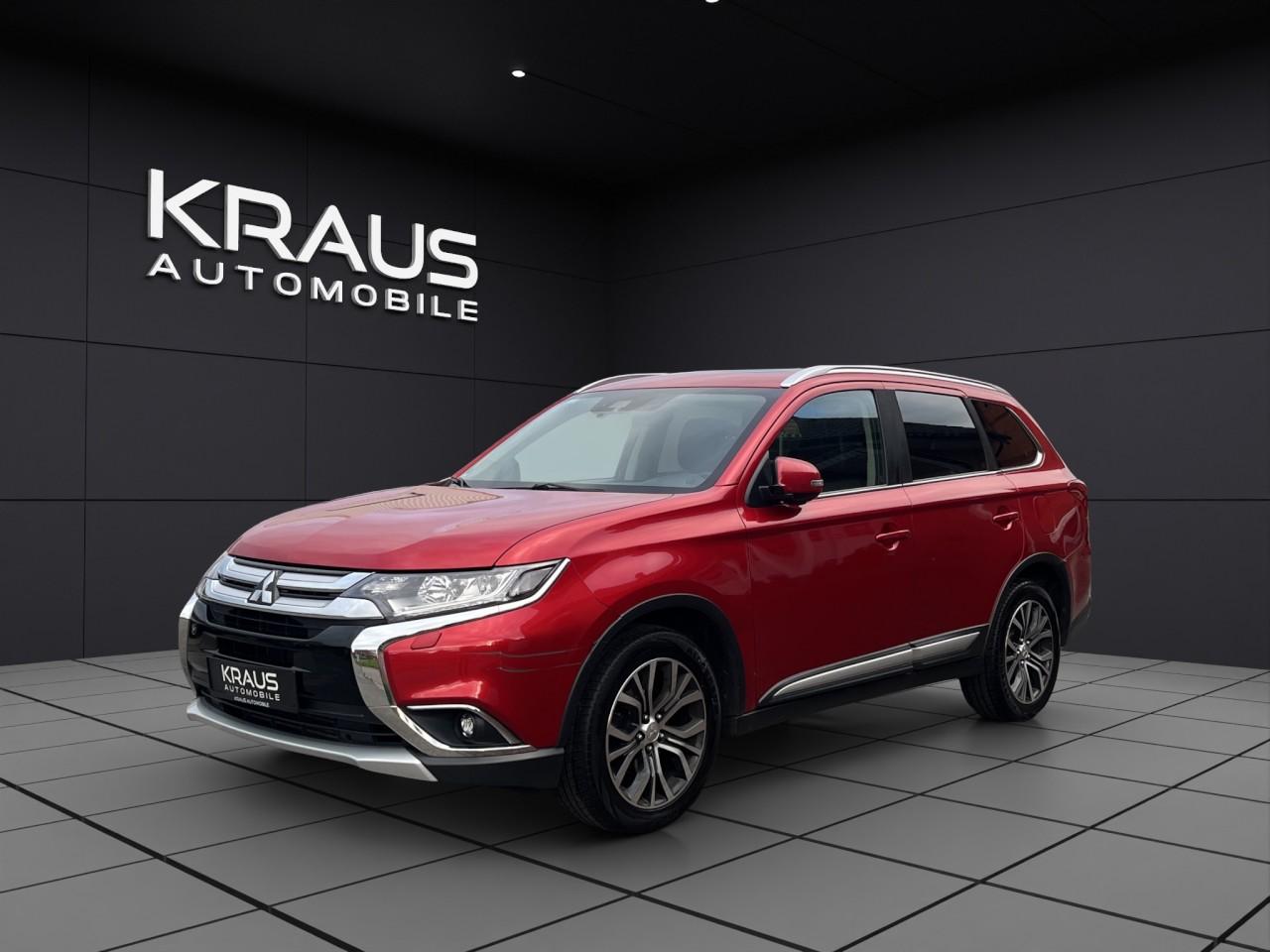 Mitsubishi Outlander 2.2 Top 4WD AUTOM 7SITZ NAVI XENON AHK