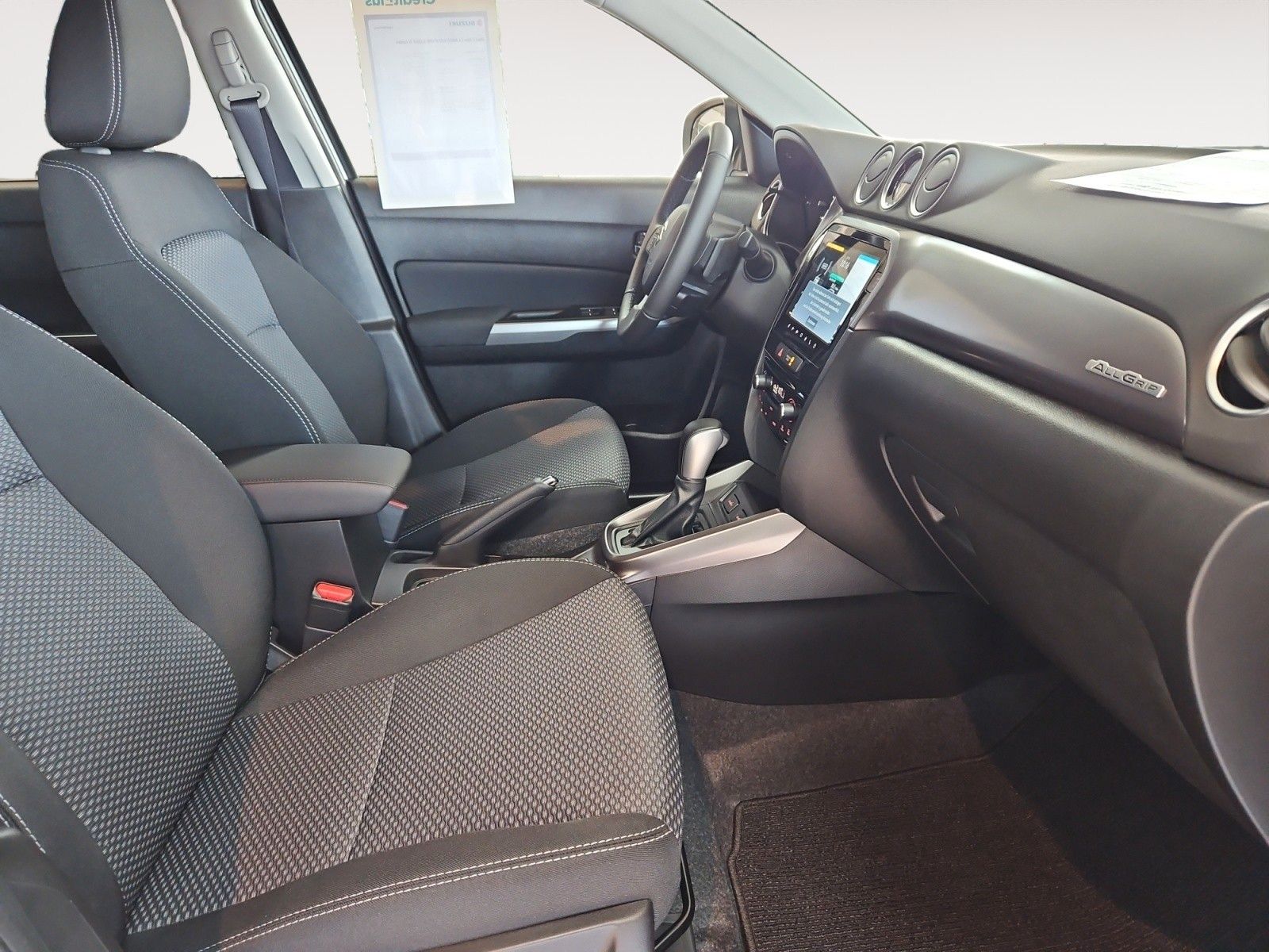 Fahrzeugabbildung Suzuki Vitara Comfort Allrad Automatik