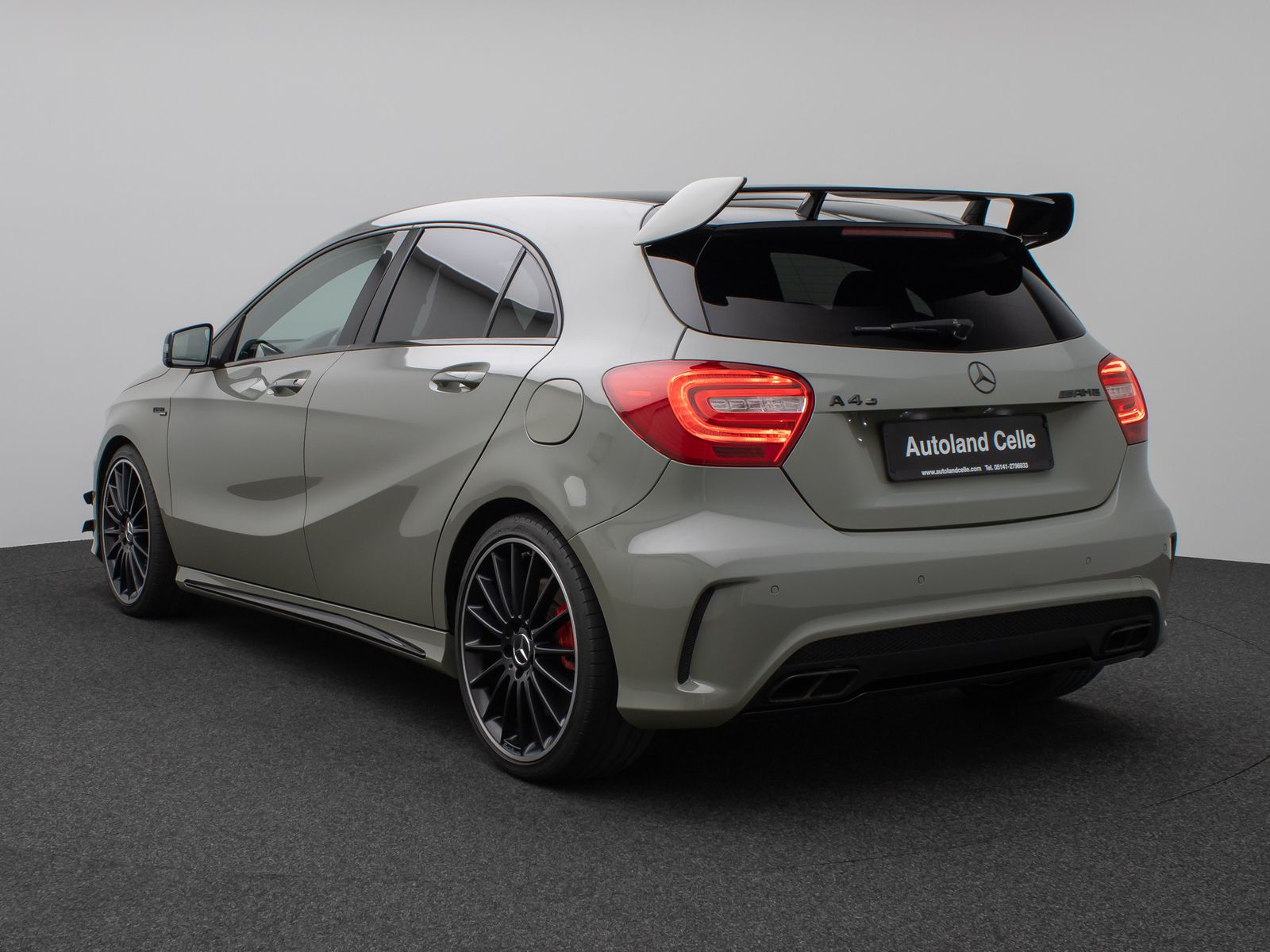 Fahrzeugabbildung Mercedes-Benz A 45 AMG Performance 4Matic Aero H/K Kamera Navi