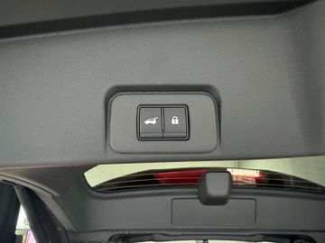 Fahrzeugverkauf 30 Nissan X-Trail Tekna 1.5 +Leder+Pano+360 Grad+HeadUp