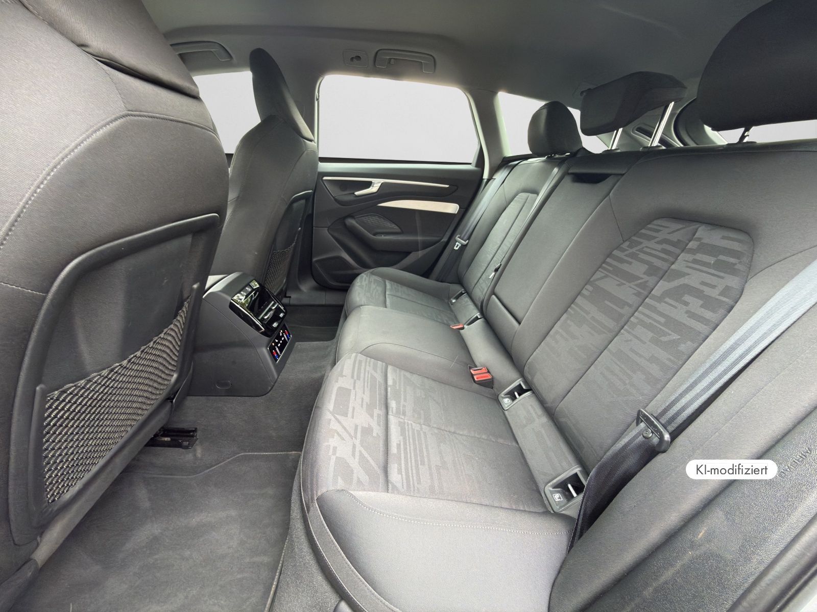 Audi A6 - Bild 15