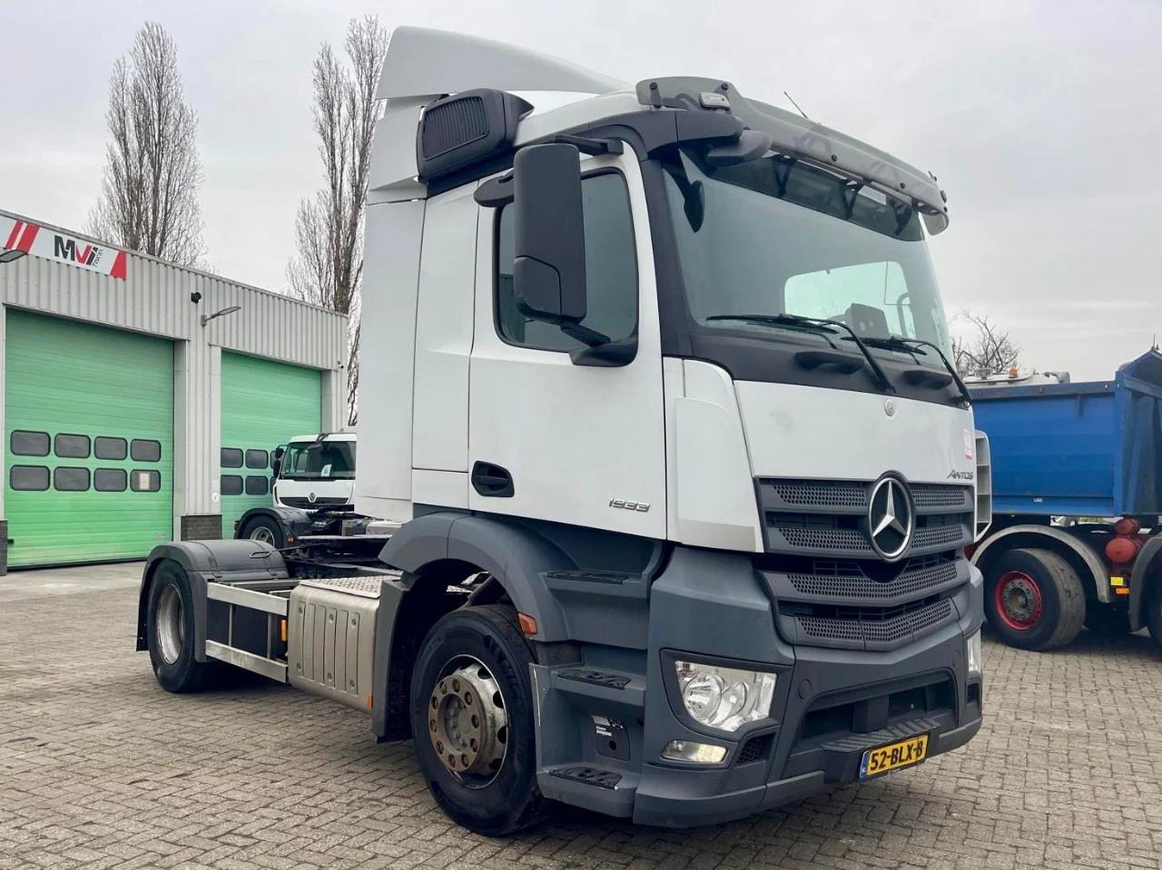 Mercedes-Benz Antos 1933 vin: WDB96340310330537 apk tot 22.02.